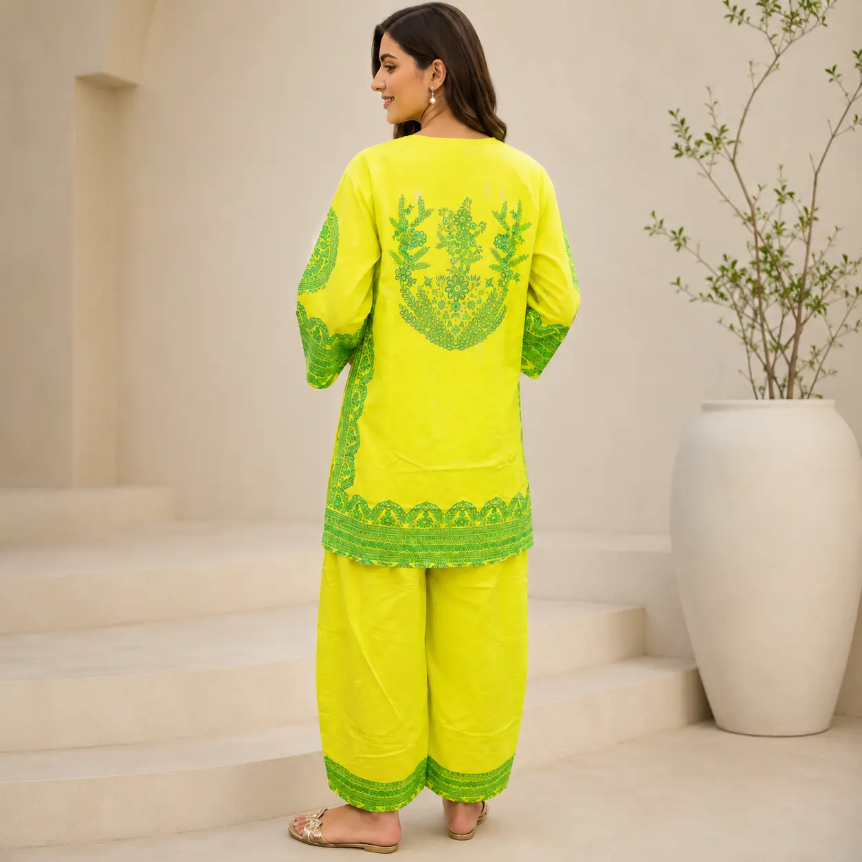 Printed 2-Piece Lawn Suit - Image 4